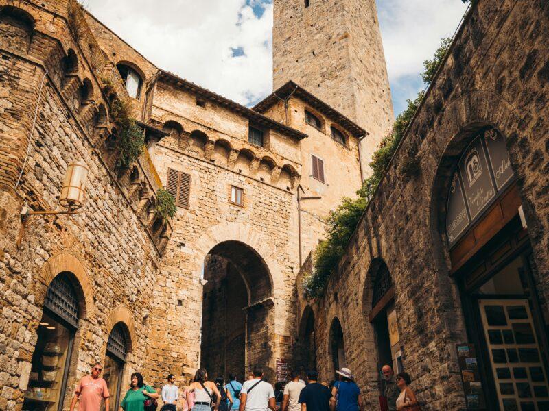 private tour guide tuscany